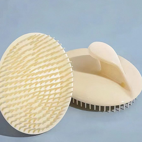 LEVIRO Scalp Ritual Brush — soft silicone scalp massager